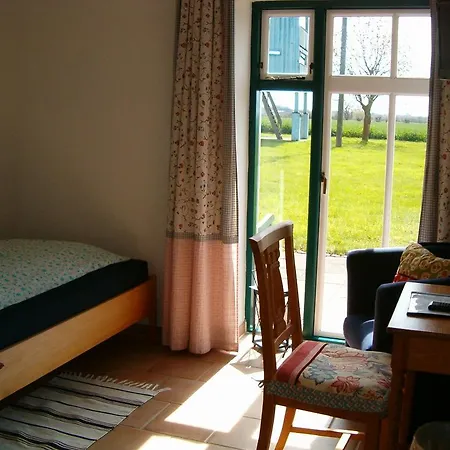 Teichwiesenhof Bed & Breakfast 3*