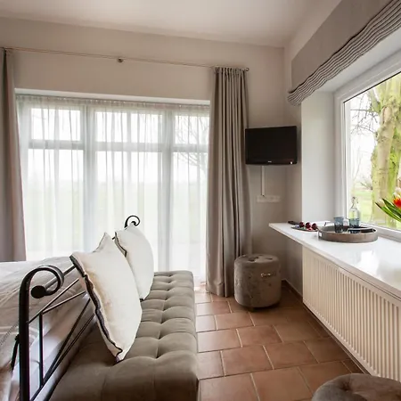 Teichwiesenhof Bed & Breakfast 3*