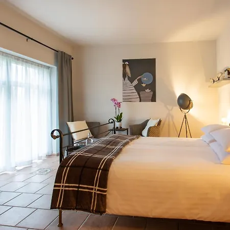 Teichwiesenhof Bed & Breakfast 3*
