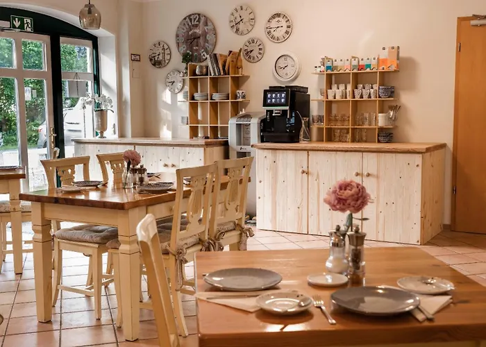 Teichwiesenhof Bed & Breakfast 3*